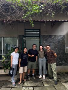 Ashleigh Campbell at Kelas Pegi Yogyakarta